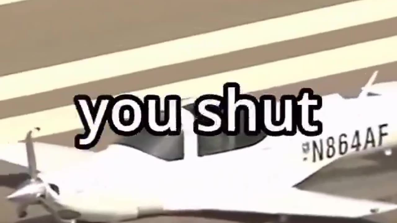 17-year-old student pilot lands plane without wheels