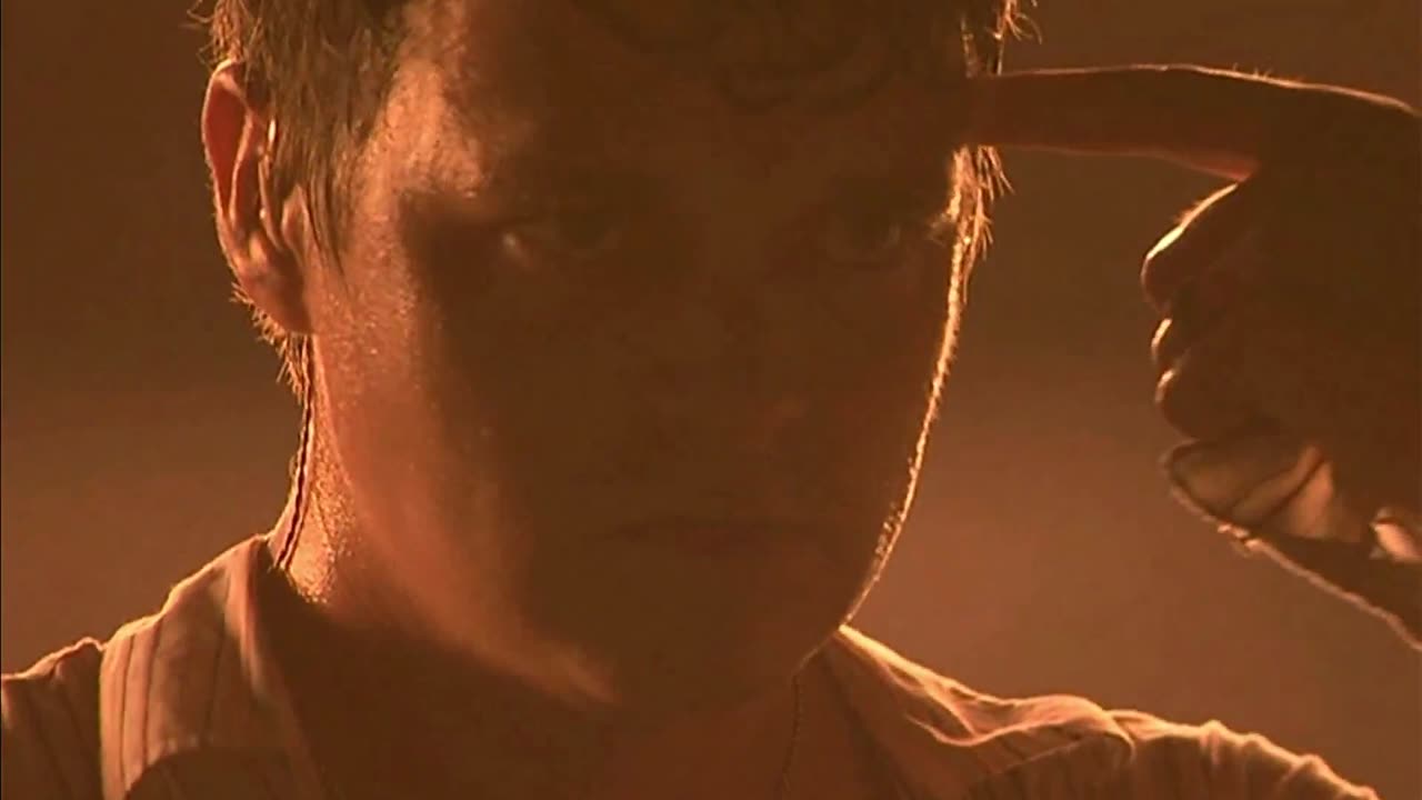 Sarah Yellin' - 3 Doors Down (live)