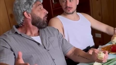 How ethnic dads eat #foreign #dads #eating #with #hands #onions #denathor #lotr #fob