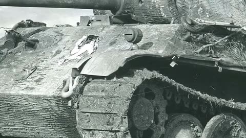 Panther vs. General Lee – Which Tank Was Superior WW2 Documentary (1)