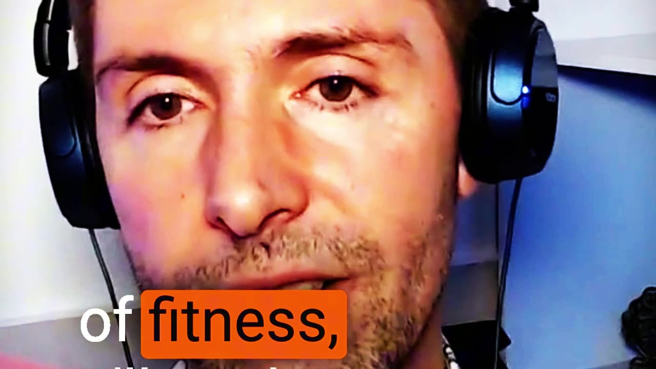 Watching Someone Transform at the Gym Is Truly Inspiring 💪🔄 #podcast #gymlife #personalgrowth #gym