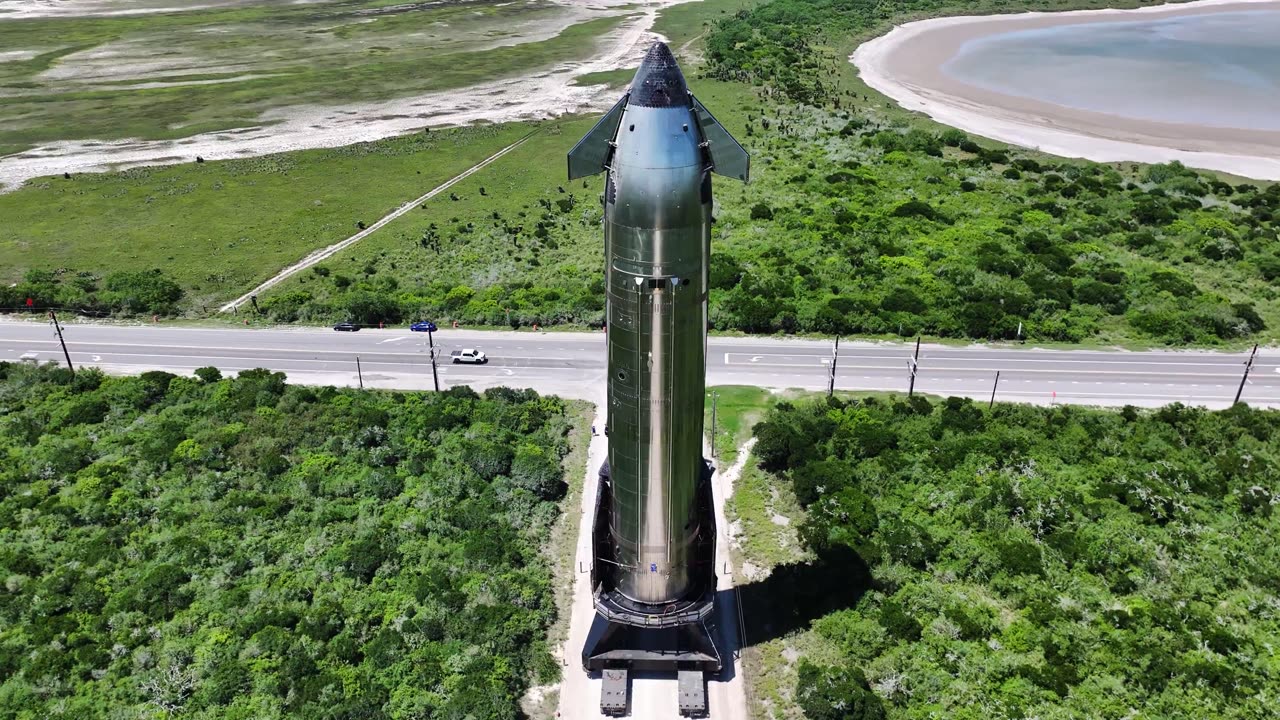 11 maj Starship transported for testing ahead of Flight 9 at Starbase