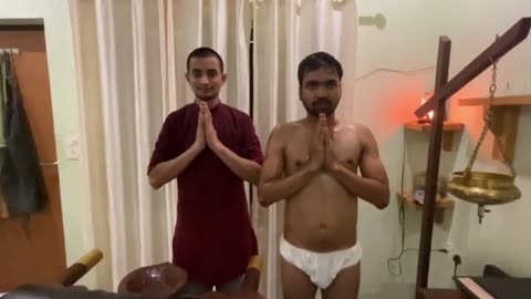 Abhyanga_Full_Body_Massage_-_Head,_Chest,_Legs,_Back_and_Hands_Massage___Deep_Tissue_ASMR