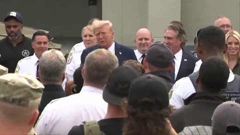 PRES. TRUMP FEEDS LAW ENFORCEMENT SECURING D.C.