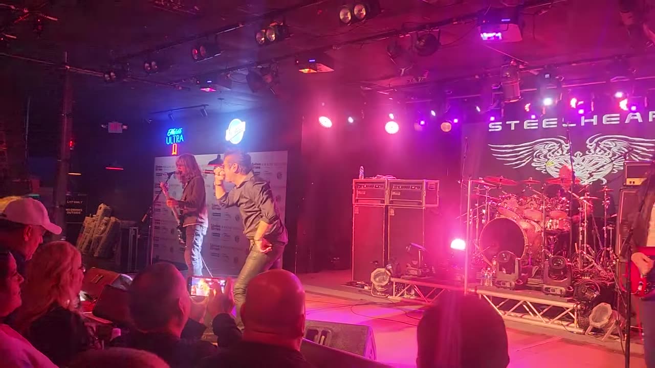 Steelheart ( live)