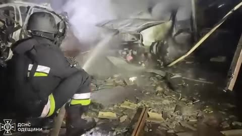 🚒🔥 Ukraine Russia War | Firefighters Battle Blaze in Odesa Apartment Parking Lot | RCF
