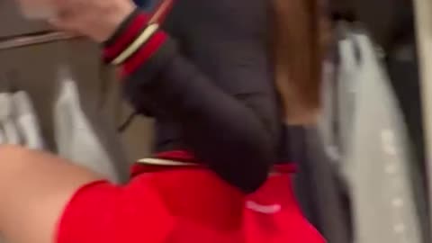 🍑 Big Booty Asian Twerking 😵‍💫