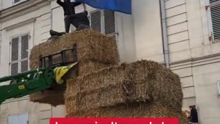 You gotta love French farmers