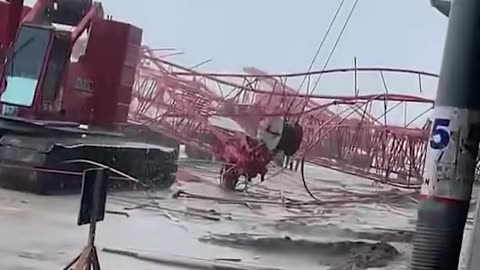 2 workers killed after crane collapse in Merritt Island