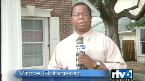 August 17, 2002 - Move-In Day at DePauw University After a Spring Dormitory Fire