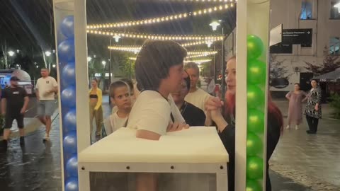 Couple's Carnival Challenge Comes Down to a Neck-and-Neck Finish