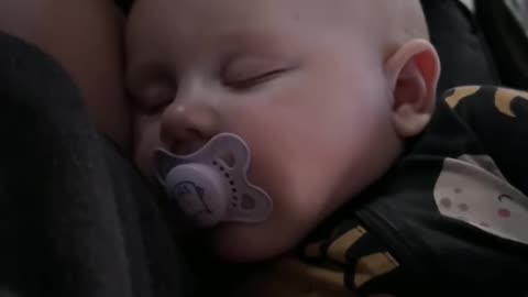 day 134 – sleepy baby snuggles and cozy cuddles