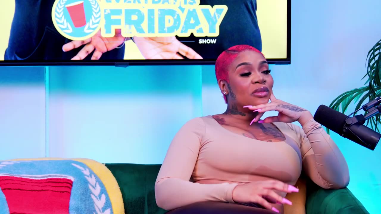 Kakey Gets Real on Dating Struggles, Daily Action & What’s Better Than Coffee