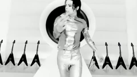 Michael Jackson, Janet Jackson - Scream (Official Video)