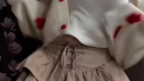 Daily Beauty EP 46 | Edgy Off-white Short Skirt Passionate Hot Dance