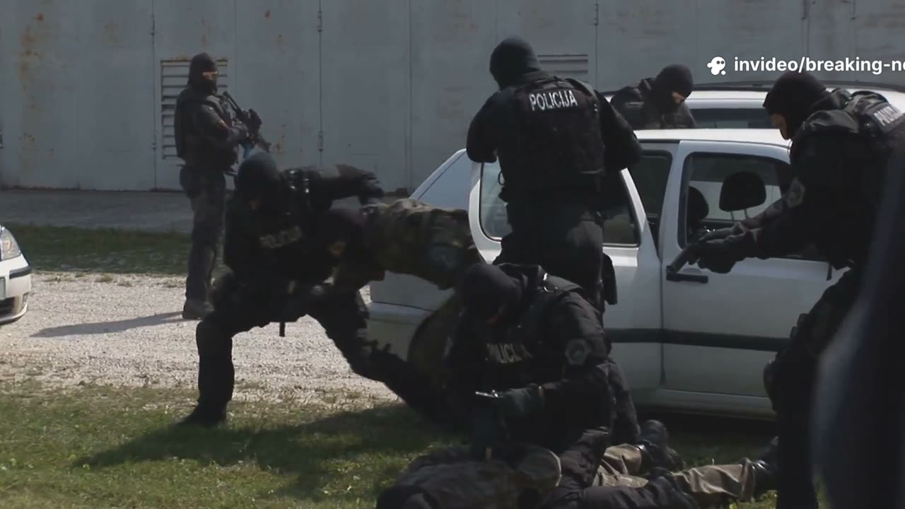 5 POLICE SHOT IN YORK,PA