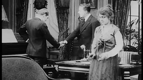 [PARAMOUNT NEWSREEL EXCERPTS] - [PARAMOUNT NEWSREEL EXCERPTS] - cbs-cbswwi-174