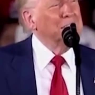 HILARIOUS! Trump Destroys He/She Protester 🤣🤣🤣