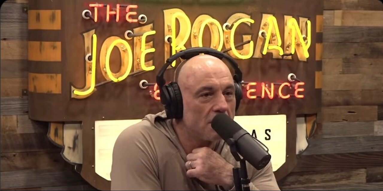 Joe Rogan: "They're seeing pancreatic cancer in little kids."