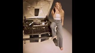 Ad #7: Sydney Sweeney Has Great Jeans - American Eagle