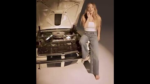 Ad #7: Sydney Sweeney Has Great Jeans - American Eagle