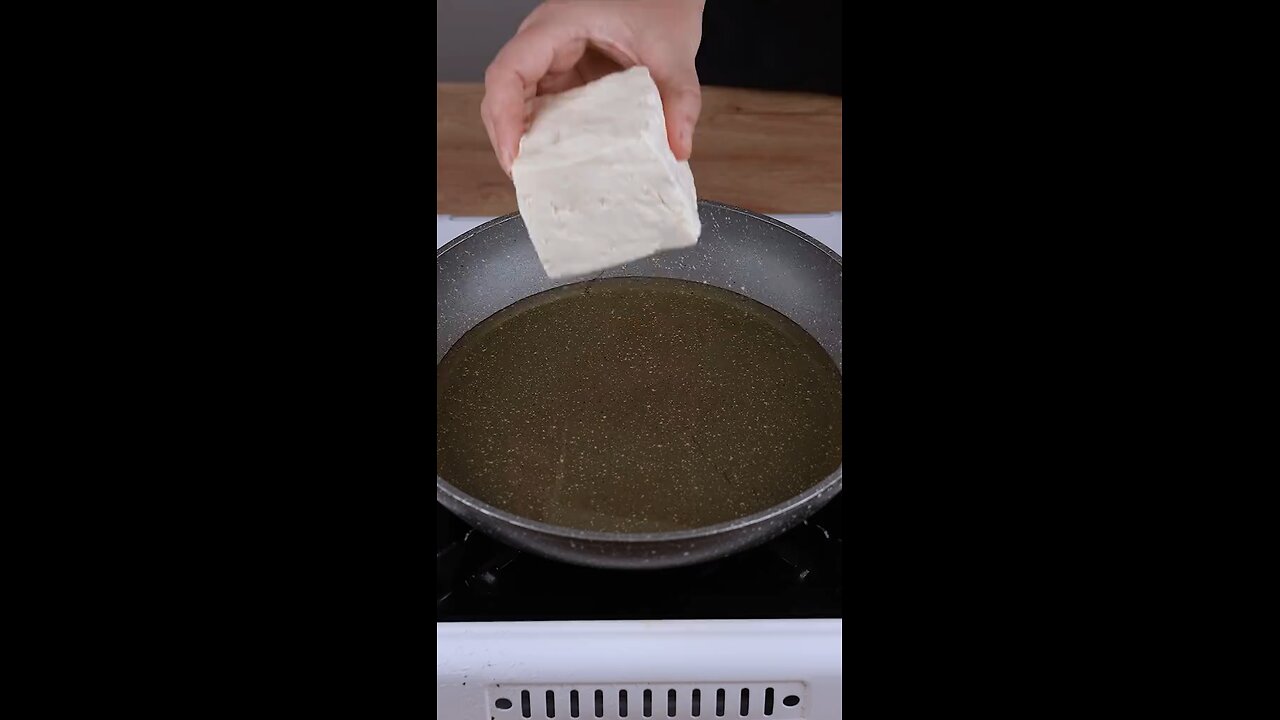 How did I not learn this before! Everyone is frying cheese, after seeing this genius idea