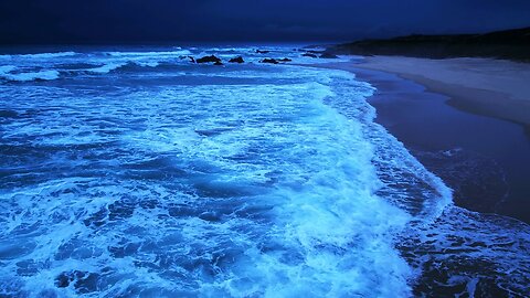 Sleep for 11 Hours Straight 😴 High Quality Ocean Sounds of Rolling Waves | Deep Sleep & Relaxation