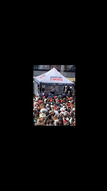 OMG!!! 😢 Charlie Kirk #Shot in the neck area at Utah event! #PRAY