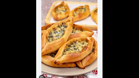 home made freshly baked Manakish better than bakery#follow #foryoupage #food #manakis#cheese