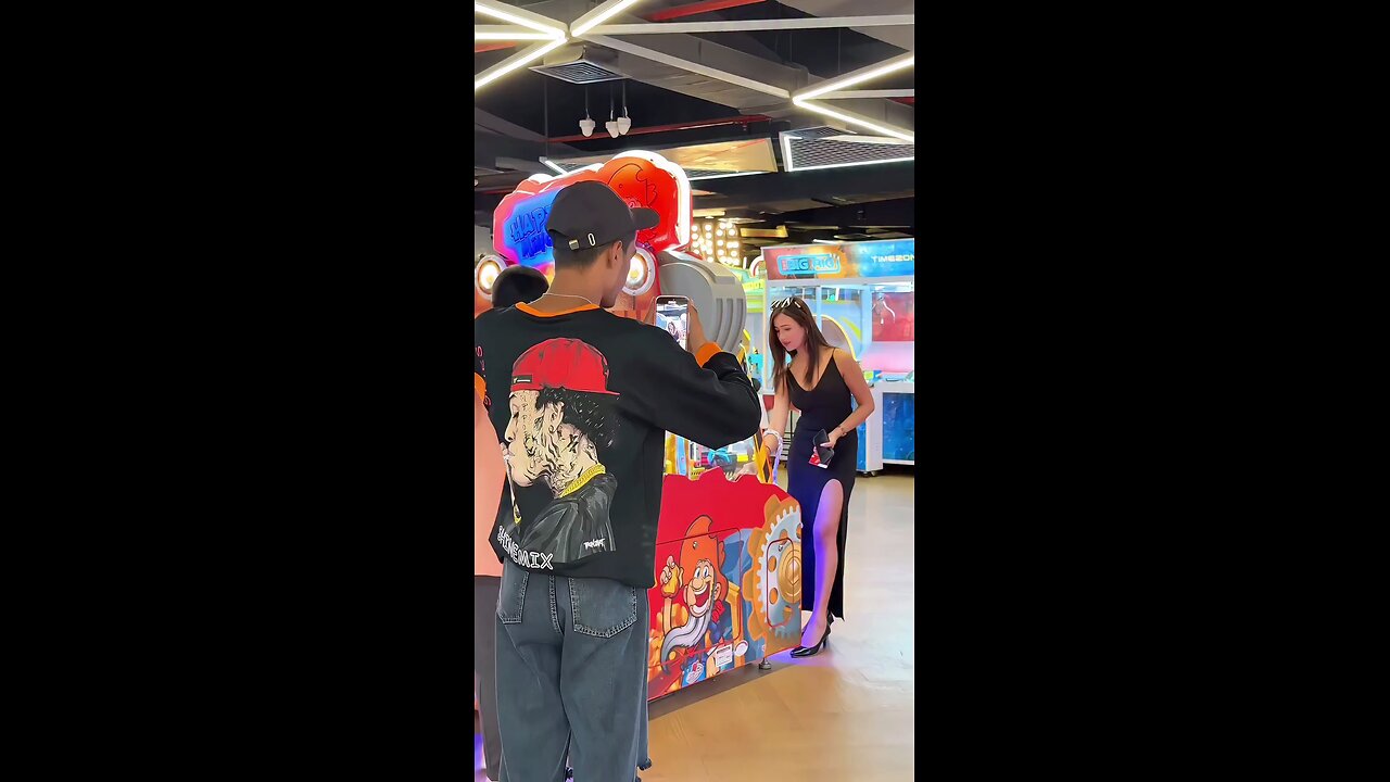 nice, cute 🥰 girl