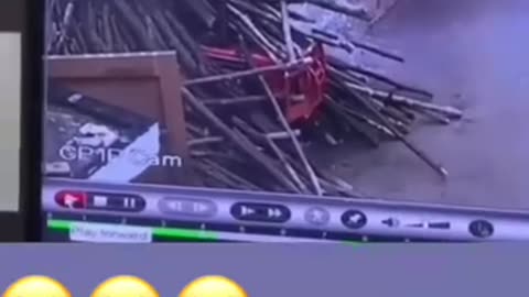 Mall Girte Hi Macha Kaher 😱 | Dahshat Ka Video Dekh Aap Rone Lagoge
