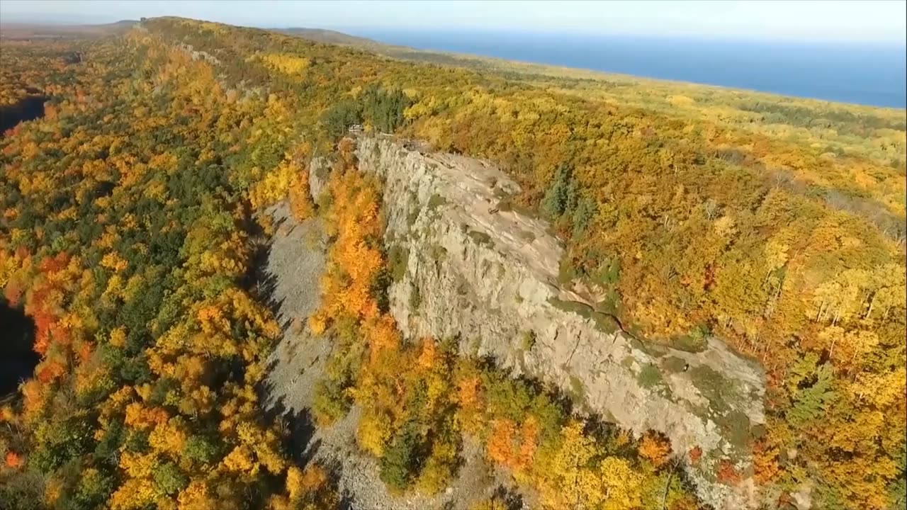 Lake of the Clouds Michigan Rush 2112 Discovery Live