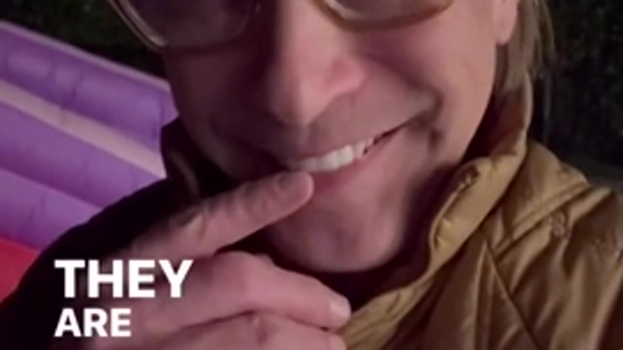 They're Here - ET's