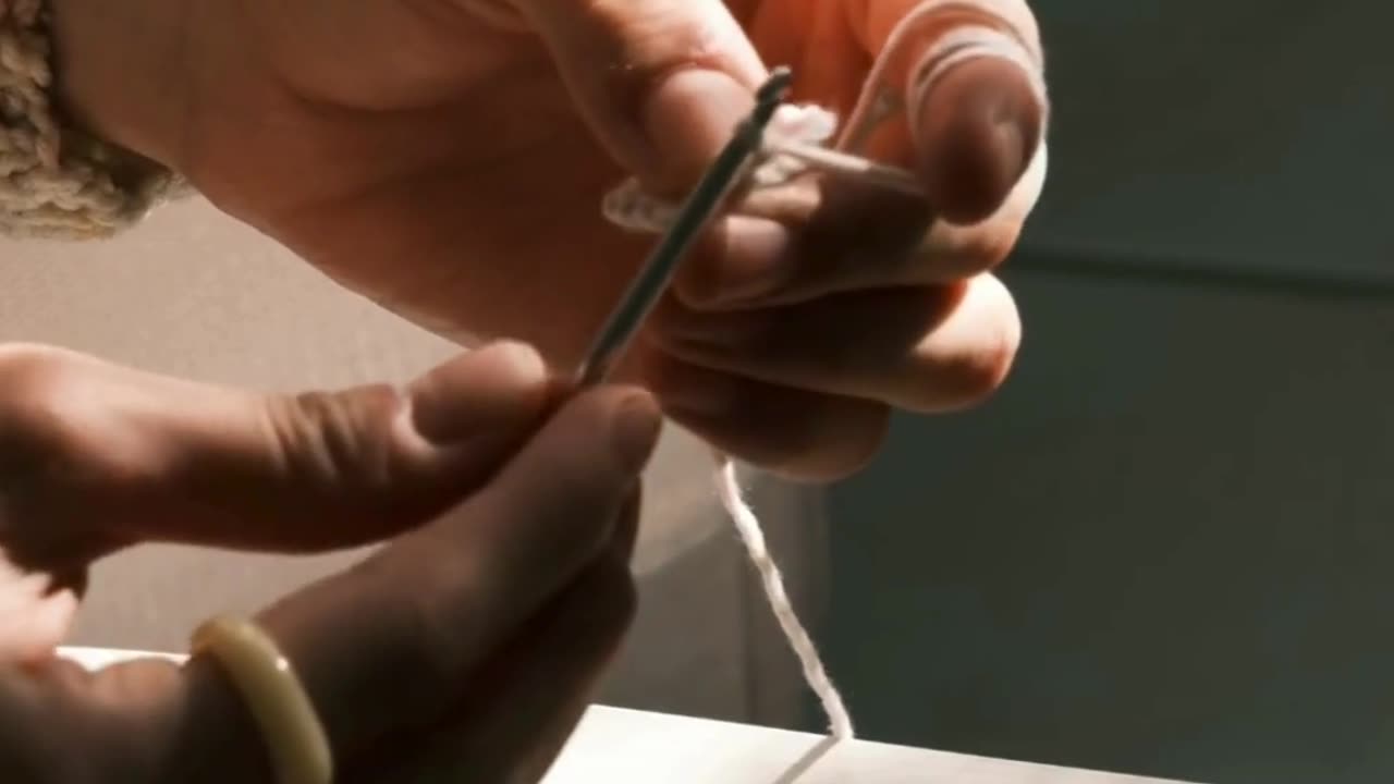 5 Tips to Express Emotions Through Arts & Crafts