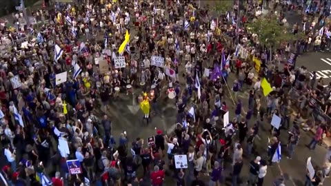 israeli protesters rally against government, urge hostage deal 05/25/25