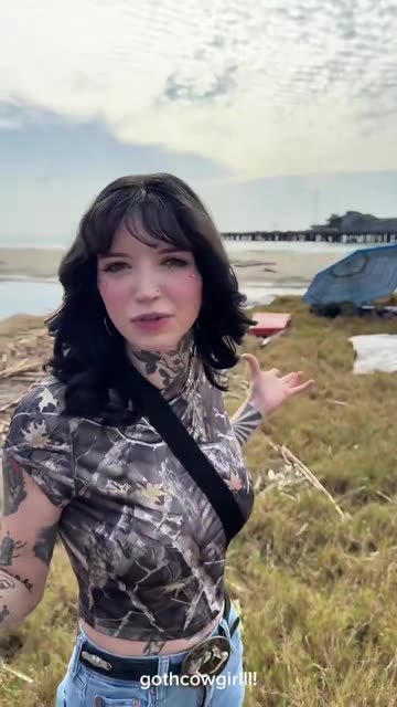 🏖️ California Beach surrounded by homeless crackheads is okay with Newscum