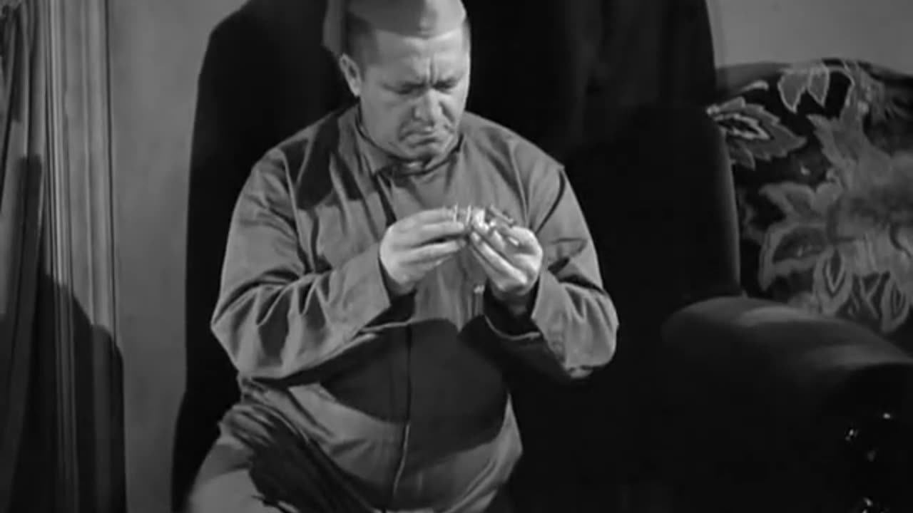 E72. Hgher than a Kite - Curly Howard Era - 1943