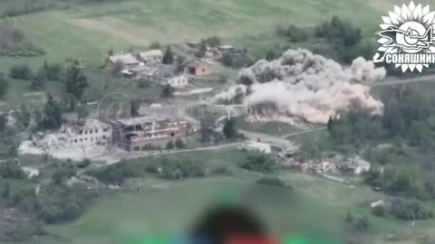 💥💣 Airstrike with two French bombs on enemy-occupied buildings, - Soniashnyk