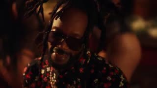 Juicy J feat. Wiz Khalifa - Let's Go (Official Video)