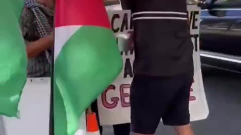 Dumb Kiwi With His Knickers In A Twist