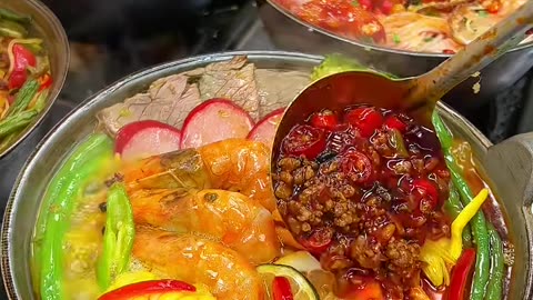 Starting a Small Shop with My Brother – Hotpot Rice Noodles Recipe