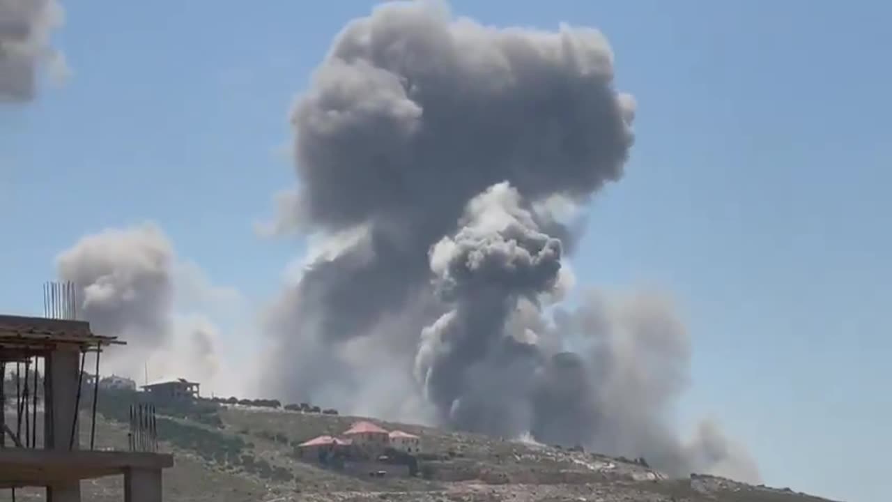 Lebanese media reports a wave of Israeli airstrikes in the Nabatieh area of southern Lebanon.