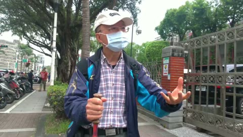 鍾先生打了疫苗得了罕見疾病 雙腳不良於行