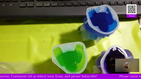 Momma Coop's Got The Pour