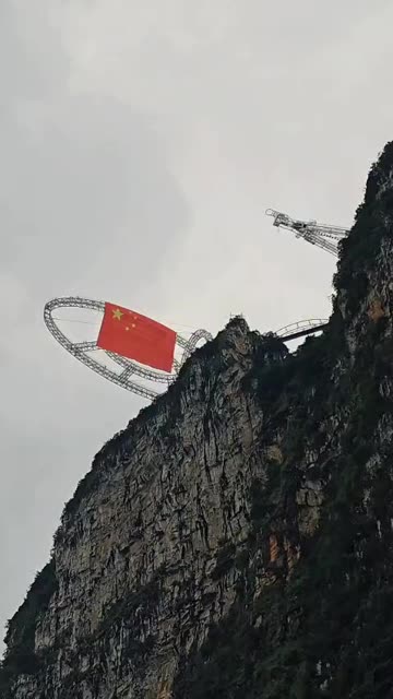 Splitty and a Skoolie in China Part 1