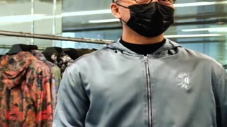20220831文贵先生视频¹： #杨澜 睡 #王珉，睡前2个项目，睡后有一个项目。 #宋祖英（生活中喜欢穿大裤衩，新家地址：钓鱼台西将军楼9号31B31-A）睡王珉比杨澜差2月，一炮2个亿，另42亿GDP