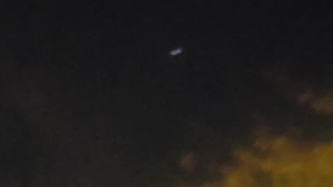 👽💡 Witness Reports ORB Being Followed by 2 Helicopters in Vancouver, USA! | TheTruthAbove