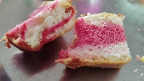 Britannia marble cake with red velvet flavour