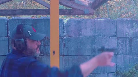 Limp Wristing Beretta APX A1 Carry
