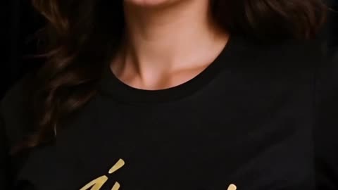 This shirt made me feel unstoppable today… have you seen the gold detail? #ValechStyle #GlowUp
